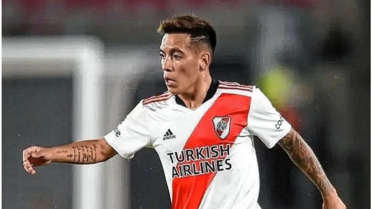 Coti de Gran Hermano mandó al frente a un jugador de River que le escribió