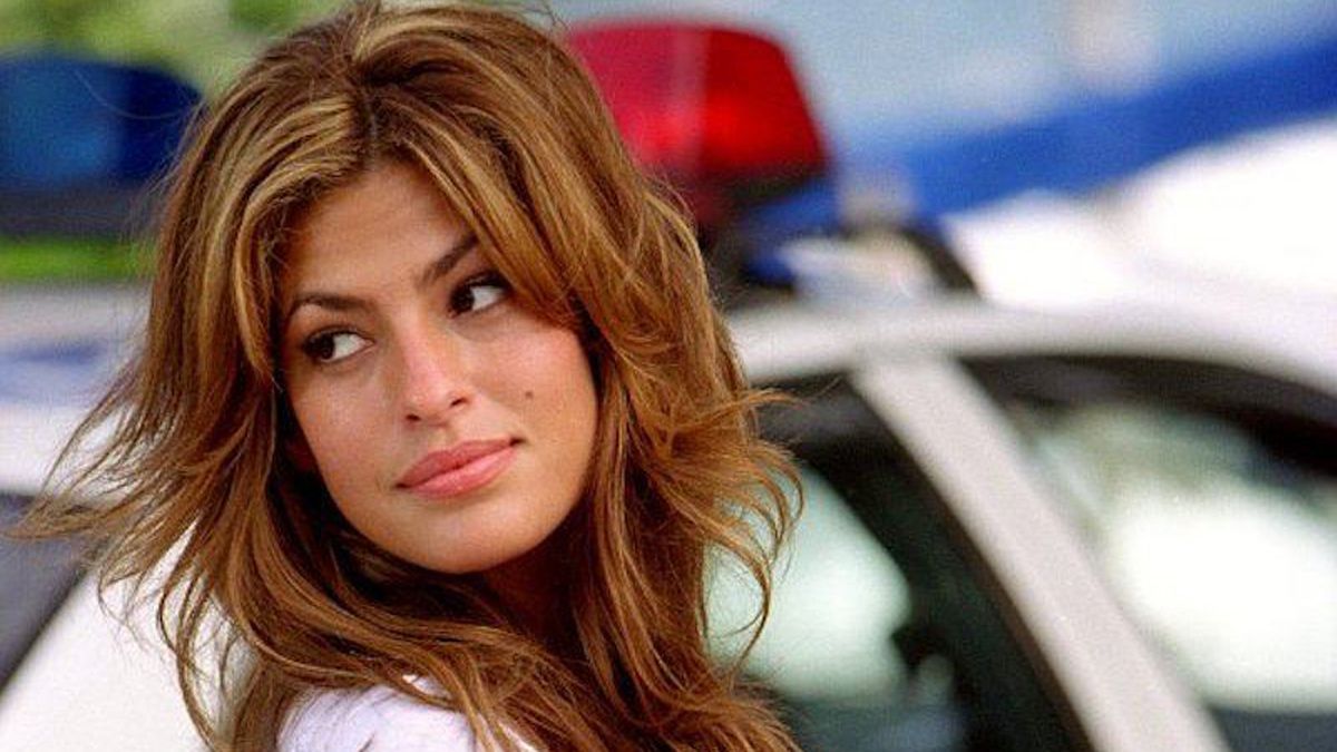 Eva Mendes admira la belleza y el corazón de Salma Hayek
