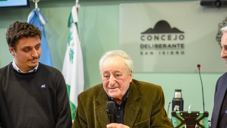 Roberto Carnaghi: Vecino Destacado de la Cultura en San Isidro por su legado artístico