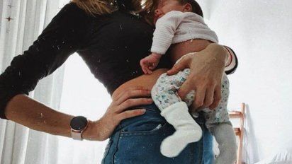 El tierno posteo de Violeta Urtizberea con su pequeña Lila: 