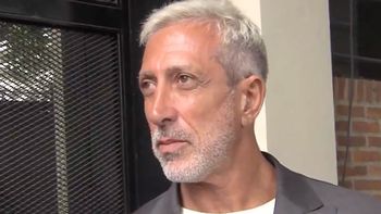 Turco Naim honra la memoria de su padre al cumplirse un mes de su partida