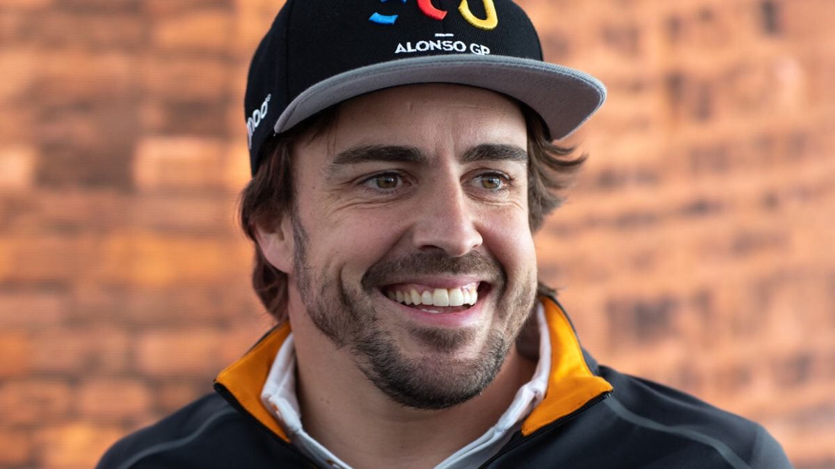 El piloto Fernando Alonso fue operado tras sufrir un accidente la semana pasada 