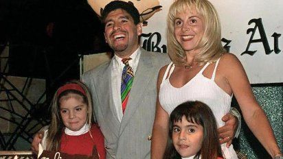 Polémica: Claudia Villafañe y un reproche a Diego Maradona