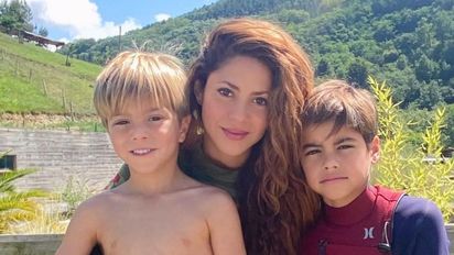 Shakira junto a sus hijos, Milán y Sasha