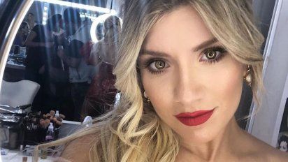 El mini vestido con brillos de Laurita Fernández que deslumbró en el Cantando