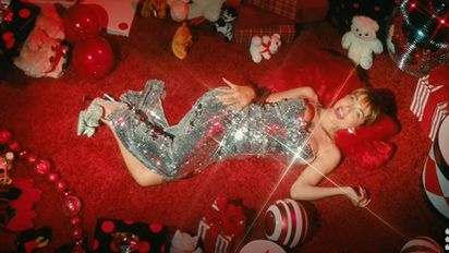 María Becerra lanzó su versión de un clásico navideño y estallaron las redes