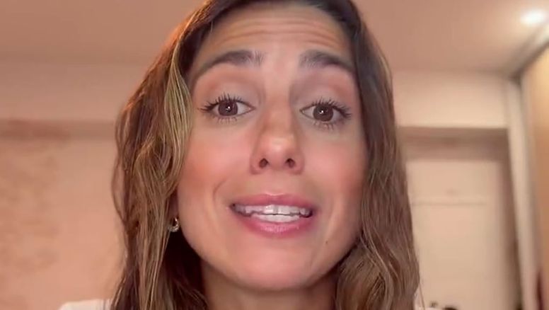 Cinthia Fernández expandió su casa de Escobar: quincho vidriado, living con vista al jardín y comodidad