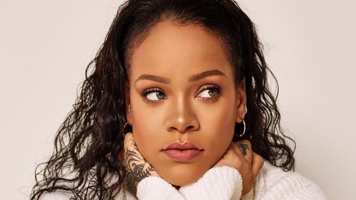 Rihanna reaparece públicamente tras haber dado a luz