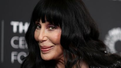 Cher celebra sus 80 años con tiernas fotos familiares inéditas y un complejo presente