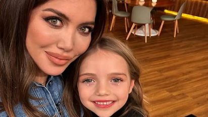 La particular forma en la que viaja Isabella, la hija de Wanda Nara