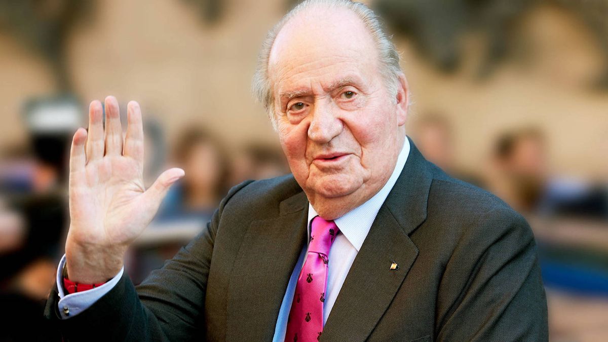 El Rey Juan Carlos dio señales de vida y confirmó su paradero