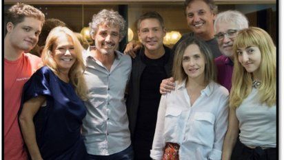 Adrián Suar produce en teatro a Gaby Toscano, Soledad Silveyra y a su hijo Toto