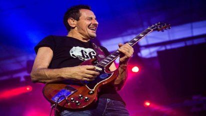 Divididos vuelve a tocar en Calle Corrientes 