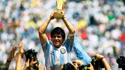 ¿Qué exigió Diego Maradona para su nota de cumpleaños? 