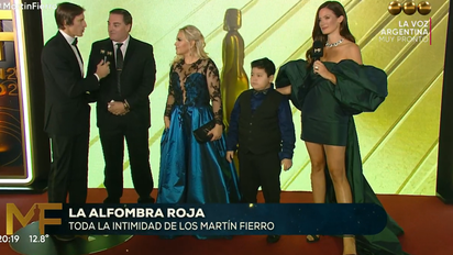 Dieguito Fernando Maradona y Verónica Ojeda en los Premios Martín Fierro 2022