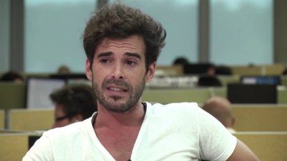 Nicolás Cabré preocupado por Rufina su hija  