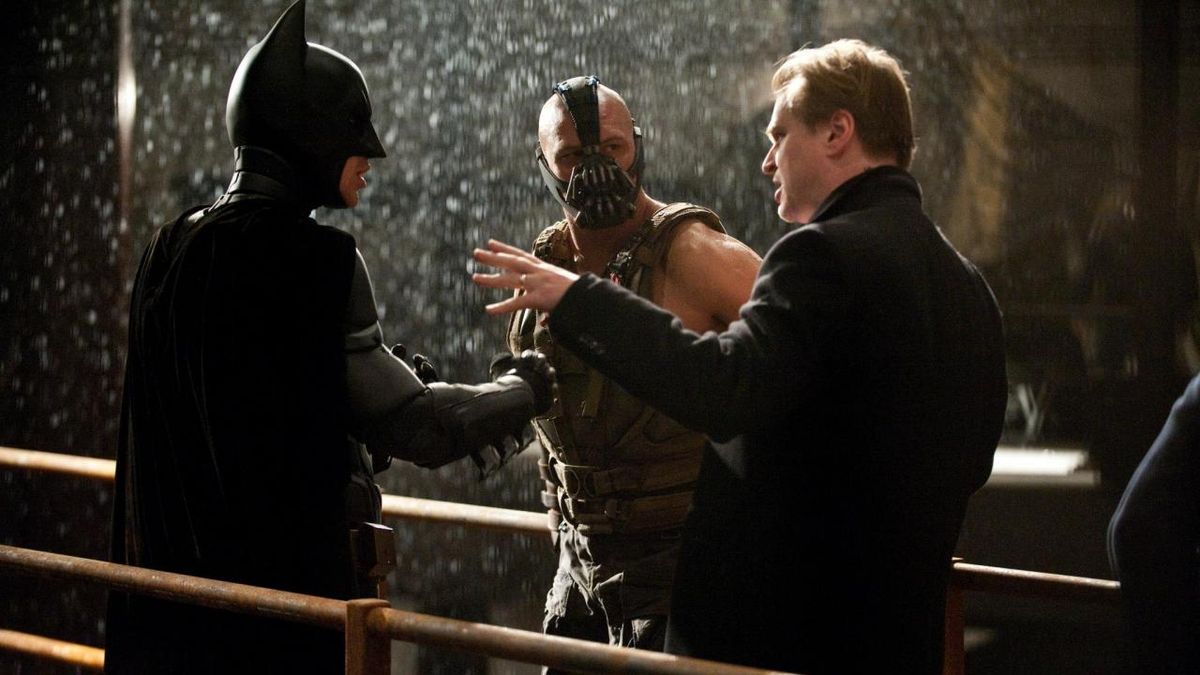 Un buen villano! Christopher Nolan defiende el personaje de Bane en Batman