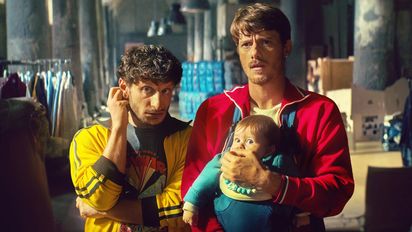 'La culpa no es mía', la película italiana de comedia que la rompe en Netflix este inicio de año