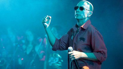 El Indio Solari volvió a los escenarios junto a su banda, Los Fundamentalistas del Aire Acondicionado 