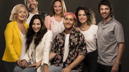  Un actor denuncia que Thelma Fardin lo hizo echar de la obra que compartían: ¿Lo aplaudían más que a la actriz?