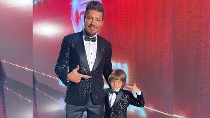 Marcelo Tinelli junto a su hijo en la final de La Academia