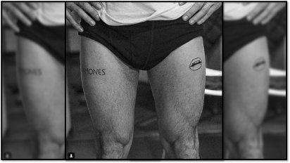 El galán que subió una foto en slip, mostrando dos nuevos tatuajes y algo más...