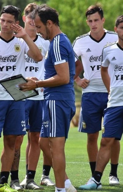 La selección Argentina pudo empatar con España faltando dos minutos para el pitazo final La selección Argentina pudo empatar con España faltando dos minutos para el pitazo final