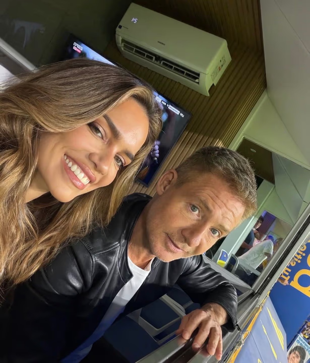 Adrián Suar y Rocío Robles: cita romántica en la Bombonera