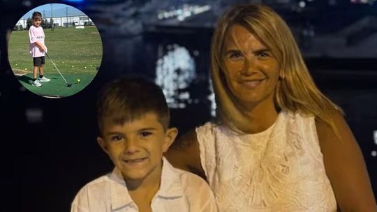 Amalia Granata y su hijo Roque, disfrutando del golf.