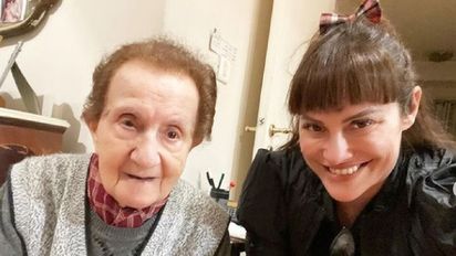 El dolor de Connie Ansaldi al despedir a su abuela