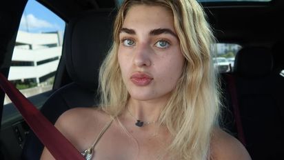 Marta Fort bautizó su nuevo auto de lujo 