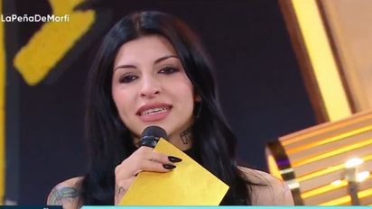 Por qué Cazzu se emocionó hasta las lágrimas en 