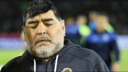¡Con deudas pendientes! Diego Maradona se mudó a un barrio privado en Campos Roca