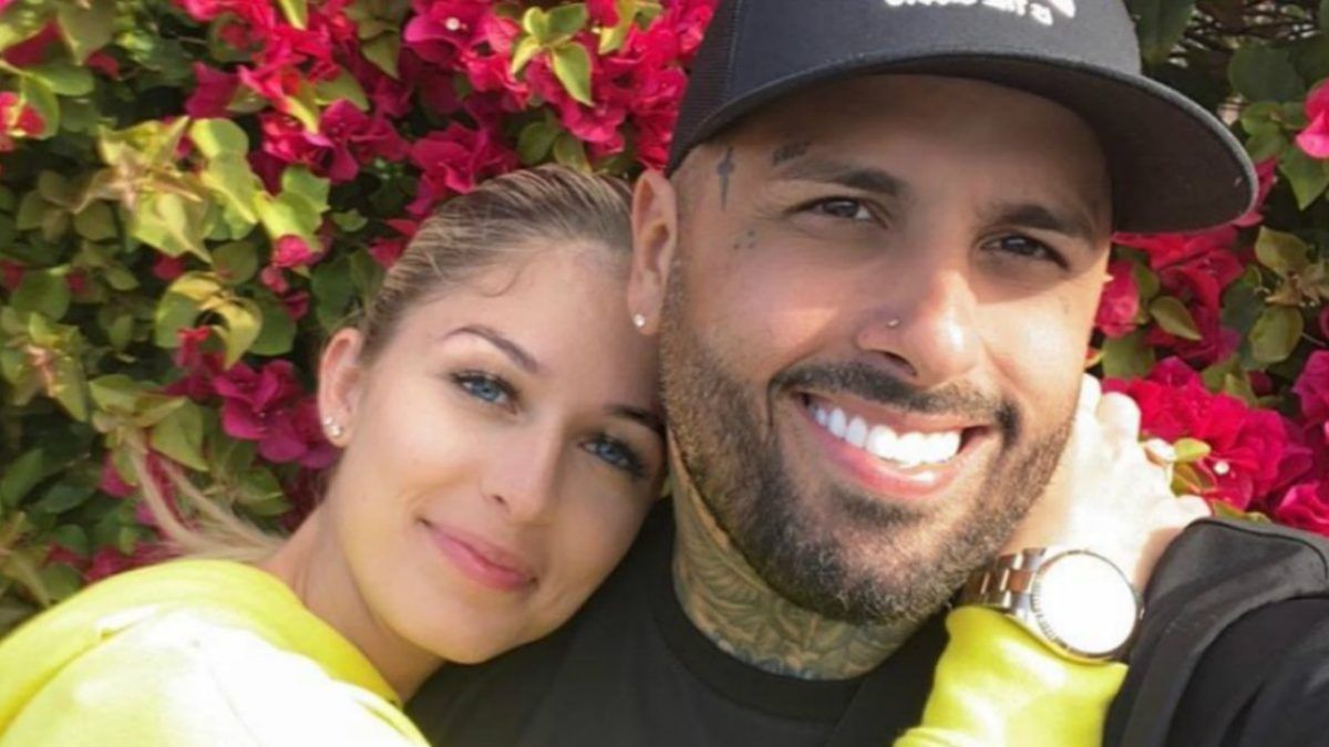 Así Va El Romance De Nicky Jam Y Su Novia La Modelo Cydney Moreau 6547