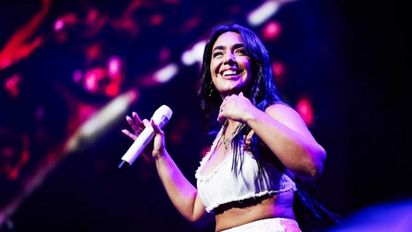 Ángela Leiva deslumbró en su histórico primer Movistar Arena con un show de más de dos horas