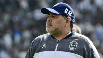 A Diego Maradona no le renovaron el contrato 