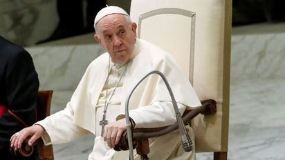El Papa dijo que algunos obispos lo quieren muerto 