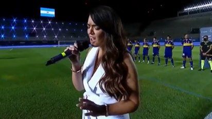 ¡Pura emoción! Ángela Leiva cantó el Himno Nacional de la Argentina
