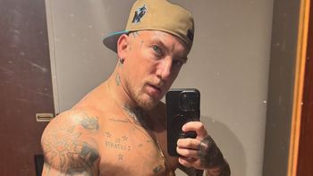 El Polaco sorprendió con un drástico cambio de look y regresó al rubio platinado de 2006