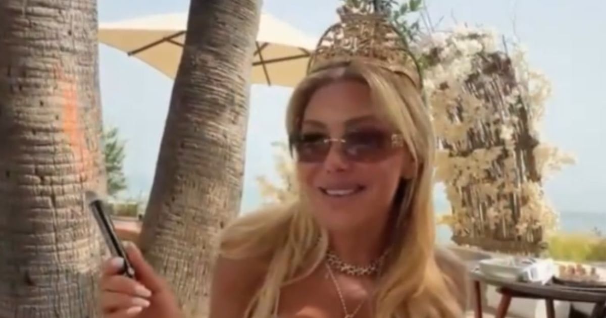 Evangelina Anderson cumplió años en Marbella vestida de princesa y habló de su presente sentimental