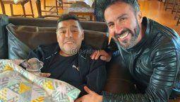 El Doctor Leopoldo Luque junto a su paciente Diego Maradona 