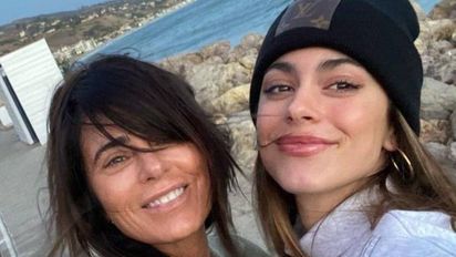 La mamá de Tini Stoessel lanzó su marca de bikinis y muchos se quejan por el precio
