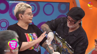 ¿Qué se tatuó Carmen Barbieri en vivo?