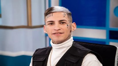 L-Gante homenajeó a Diego Maradona con un mural en su nueva casa y así se ve