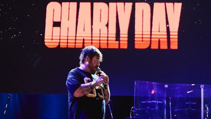 El emocionante homenaje a Charly García en el 