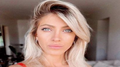 Cande Ruggeri disfrutó de un día soleado y mostró su pancita