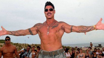 Se confirma la serie documental de Ricardo Fort