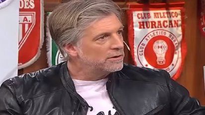 Horacio Cabak causó polémica con su barbijo 