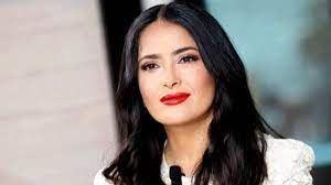 salma hayek da el ultimo adios a vicente fernandez