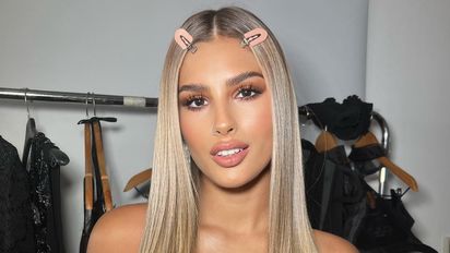 El tremendo look de Julieta Poggio: diminuto top y full metalizado